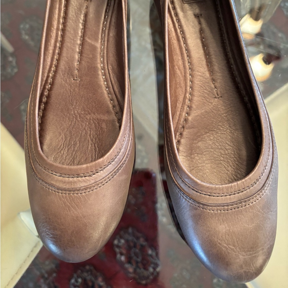 Frye Leather Ballet Flat Size 9